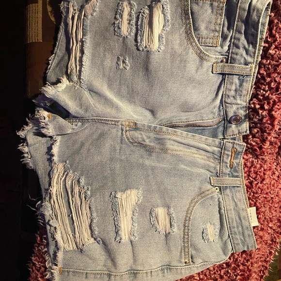 I bought these from shein and they fit too small. Brand new never worn - Picture 5 of 8